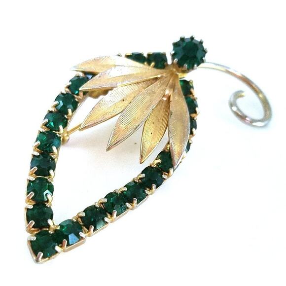 Vintage Green Rhinestone Floral Brooch, Mid-Century, 2 3/8 Inches - Picture 1 of 6